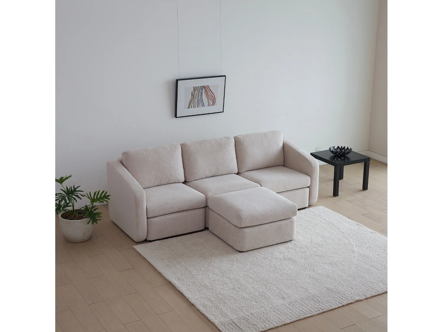 Divano Modulare 3 Posti Beige con Pouf - Design Contemporaneo e Comfort Durevole