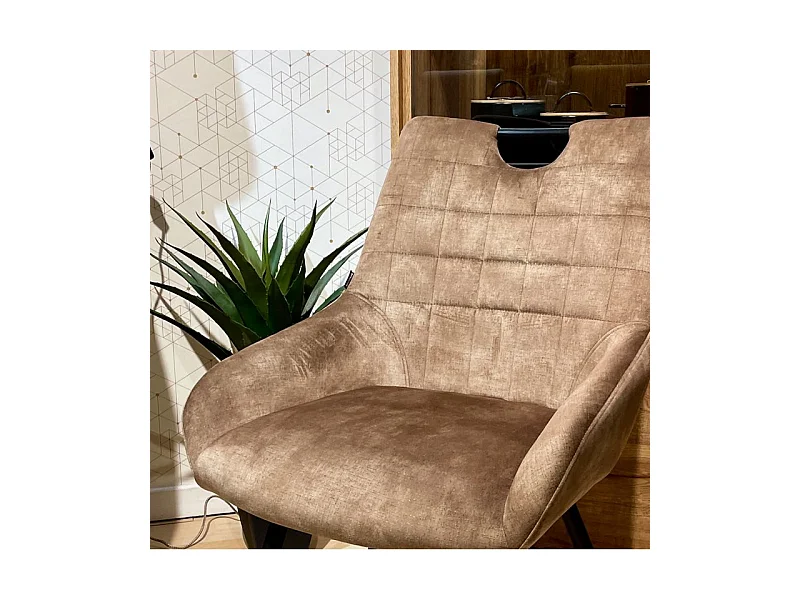 Lot 2 chaises capitonnées velours taupe pieds métal noir – BRANDY 2