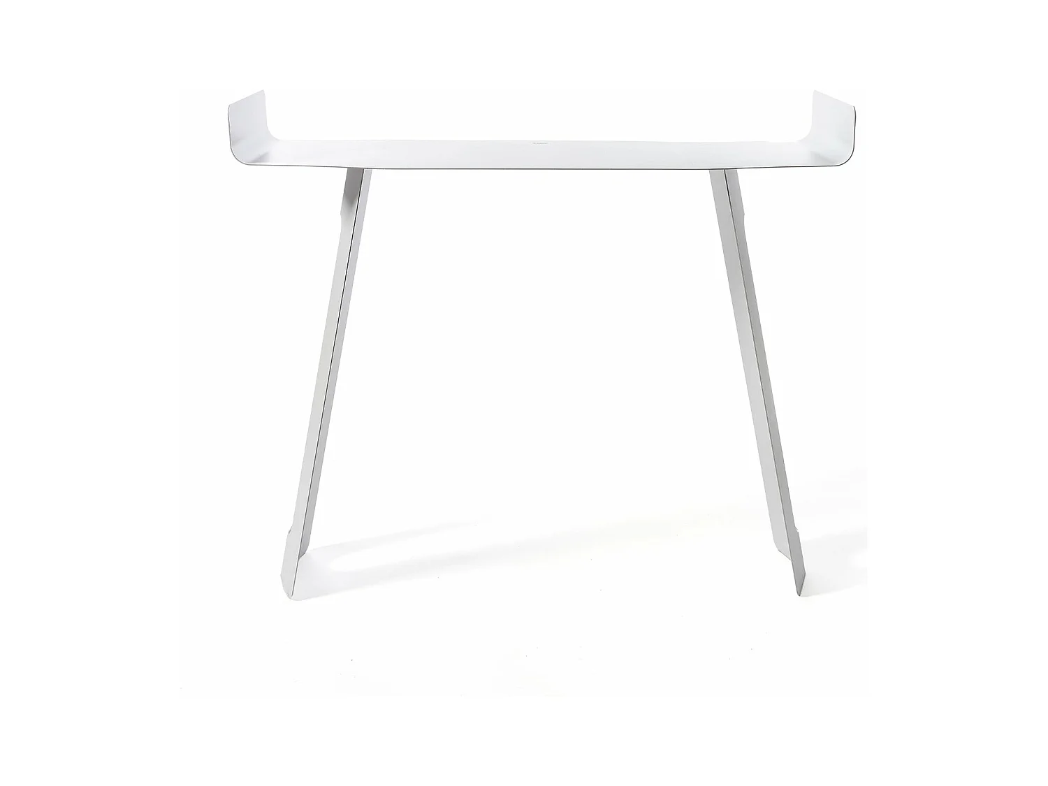 Console Tibet 110x35x85 cm en fer peint noir Design minimal courbé perforé Mobilier d'entrée moderne Fabriqué en Italie Beige