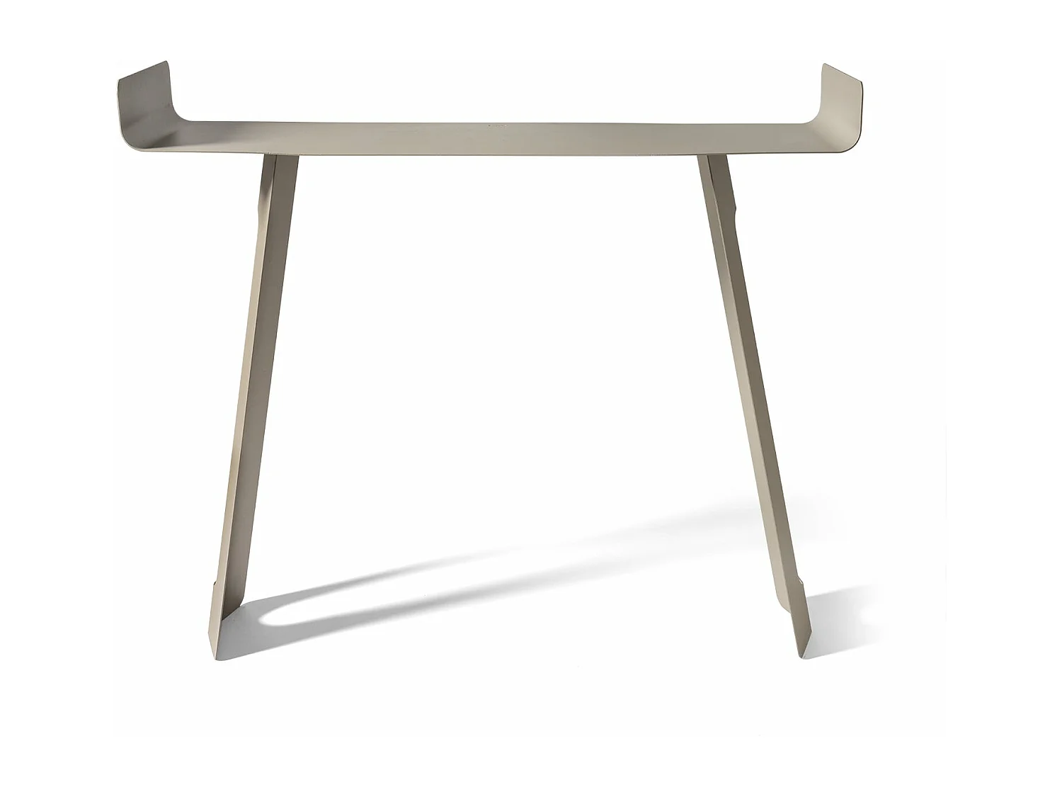 Console Tibet 110x35x85 cm en fer peint noir Design minimal courbé perforé Mobilier d'entrée moderne Fabriqué en Italie Beige