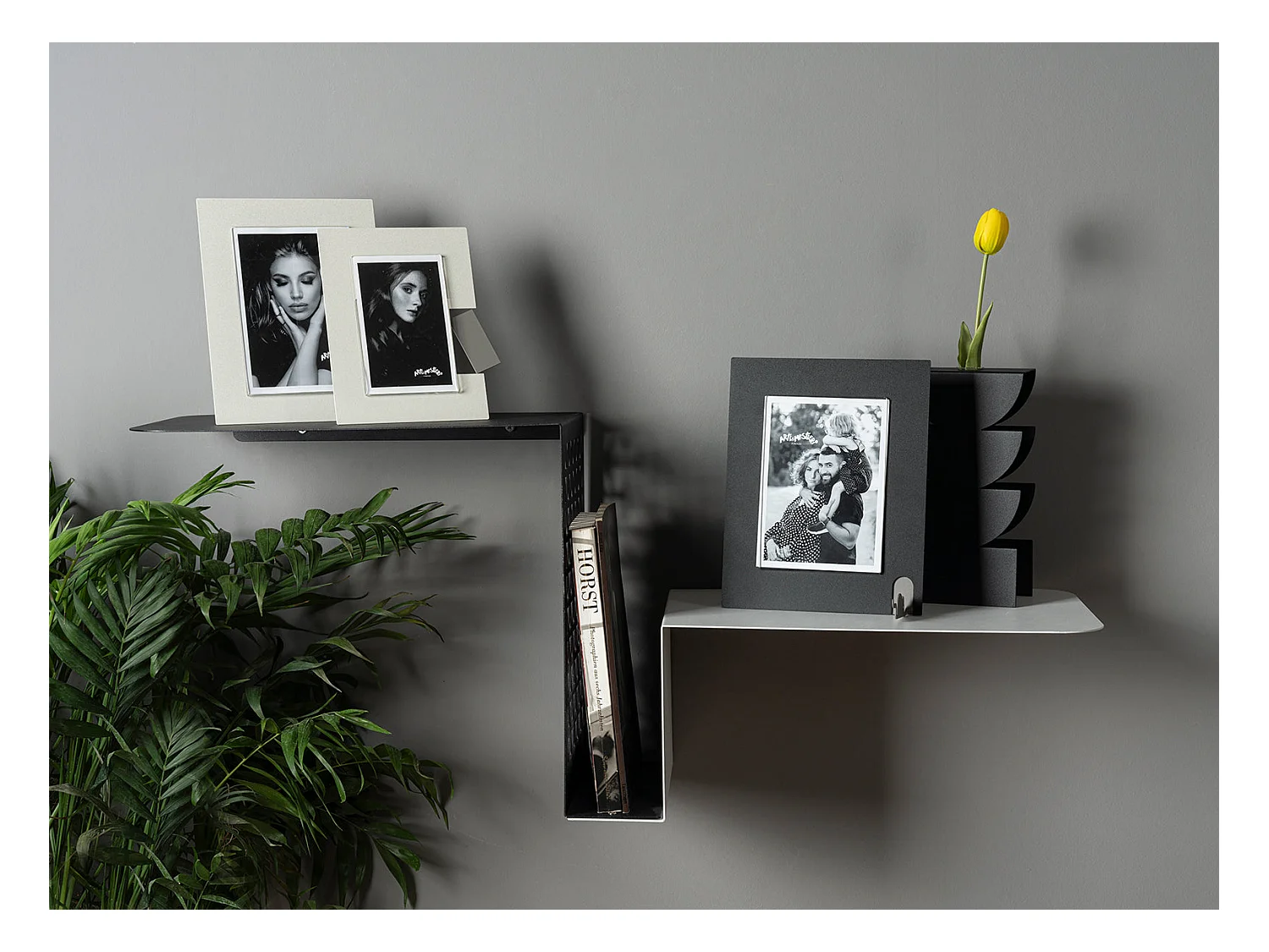 Étagère console Scalea 100x30x40 cm en fer perforé, design échelle, 2 étagères, compact, beige/noir, Made in Italy