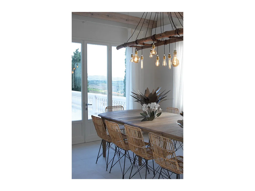 Centre de table décoratif Ciclamino Ø38 cm en fer, Vert Sauge et Blanc, Design floral pour table ou salon Fabriqué en Italie