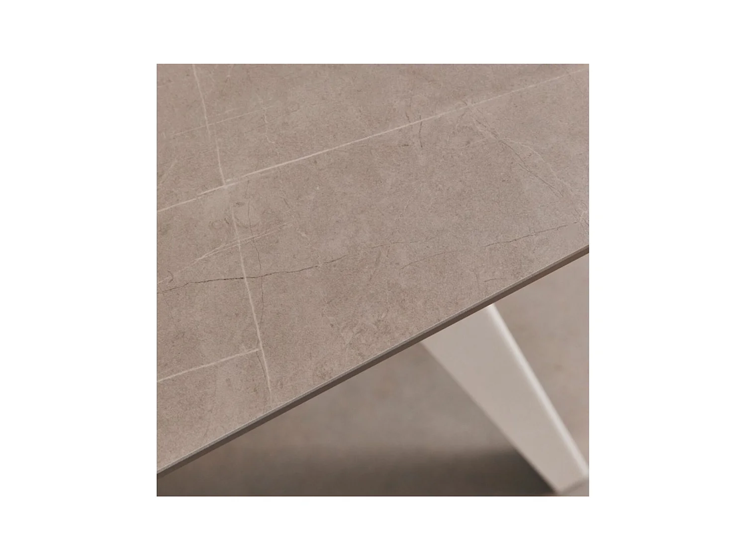 Table rectangulaire en céramique et métal L140 6 places - ARLETTE