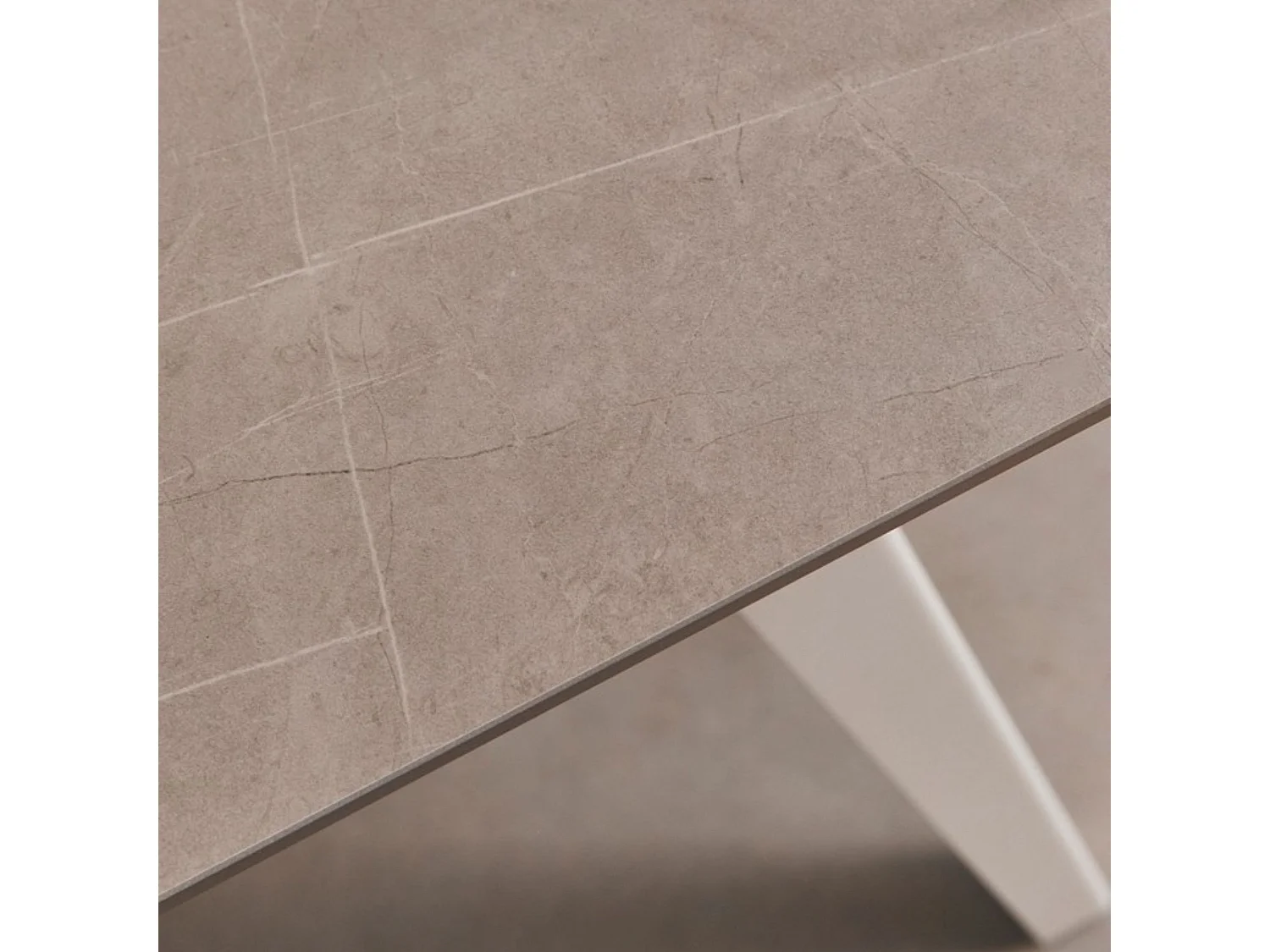 Table rectangulaire en céramique et métal L140 6 places - ARLETTE