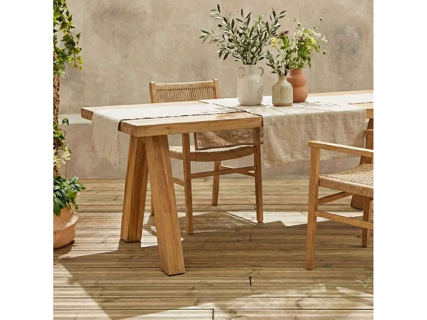Table indoor/outdoor rectangulaire en teck L240 10 places - ARONE