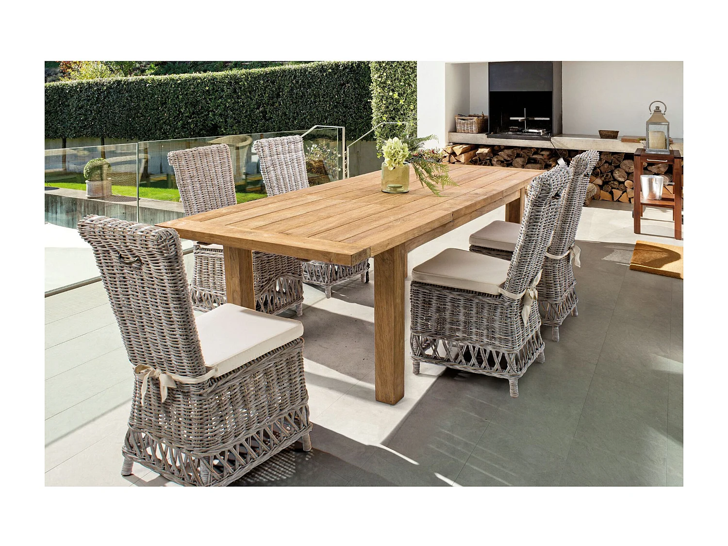 Table de jardin extensible en teck recyclé L180/250 - SAINT MALO