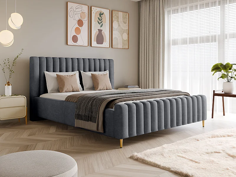 Łóżko tapicerowane Lux jasnoszare 140x200, z pojemnikiem, zagłówkiem, stelażem, złote nogi, tkanina Amon