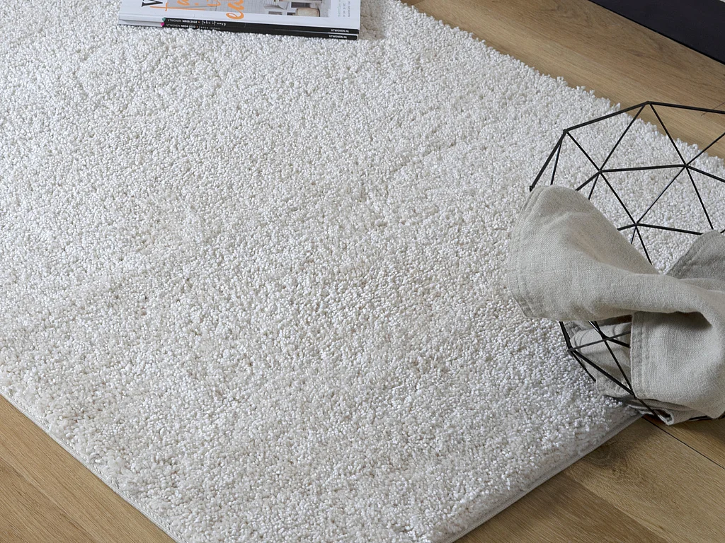 Tapete liso AMBIHOME CARACAS 02 - Bege, pelo alto, 160x230cm