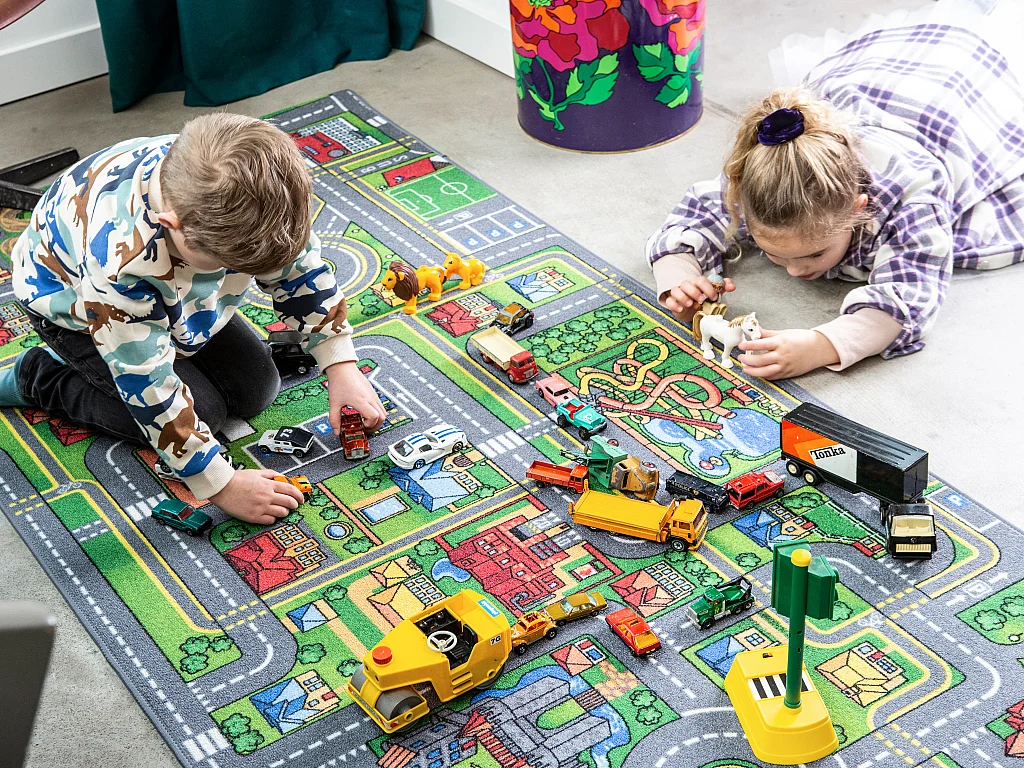 Tapete infantil AMBIHOME CITY LIFE - antiderrapante, 95x133cm