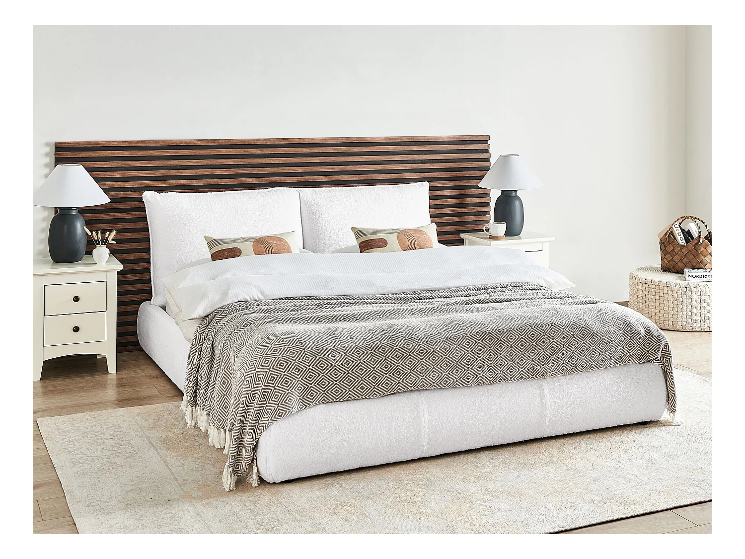 Lit avec sommier Bouclé VINAY 160 x 200 cm Blanc