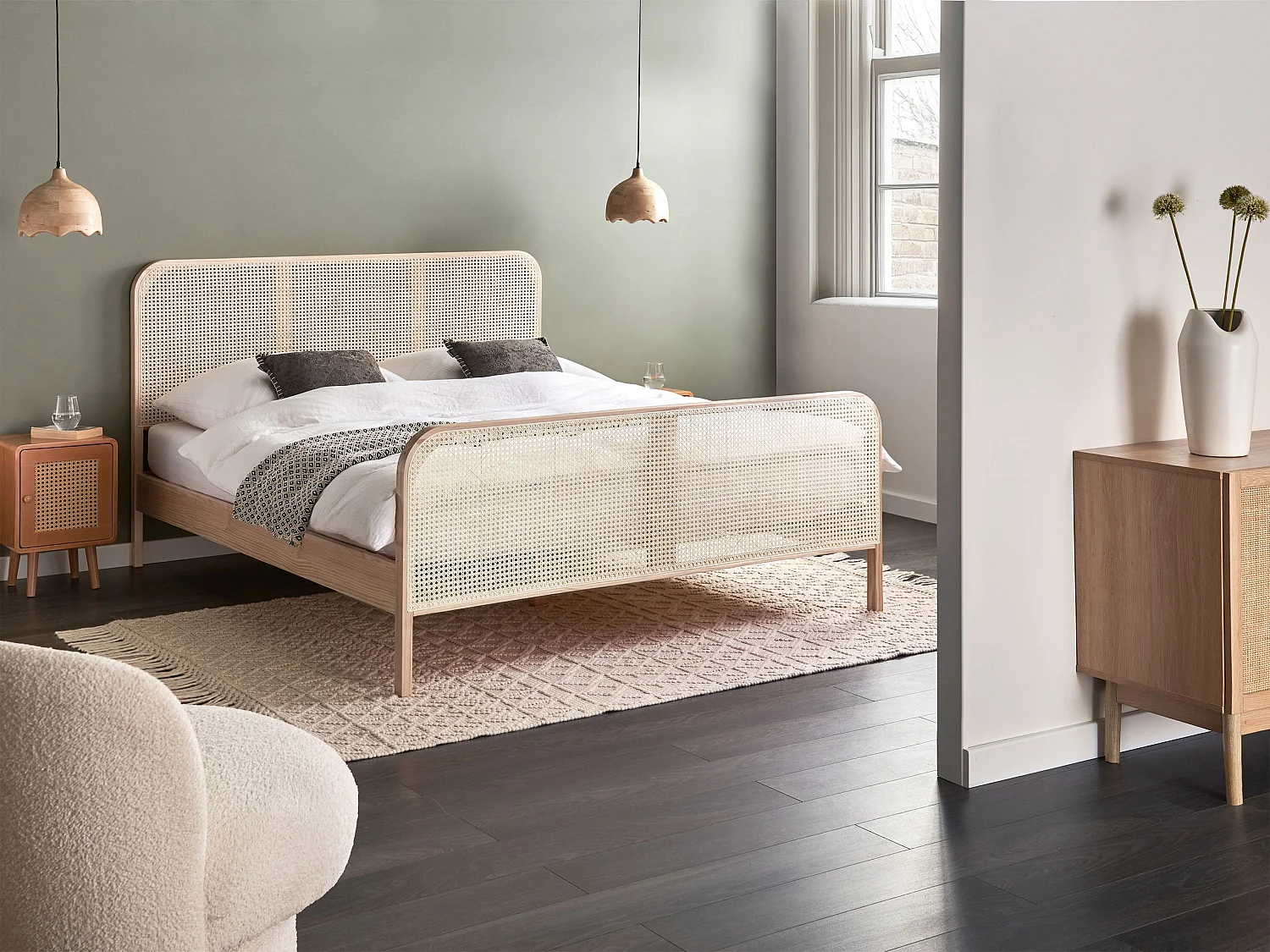 Lit avec sommier Bois de pin GONFARON 160 x 200 cm Marron clair