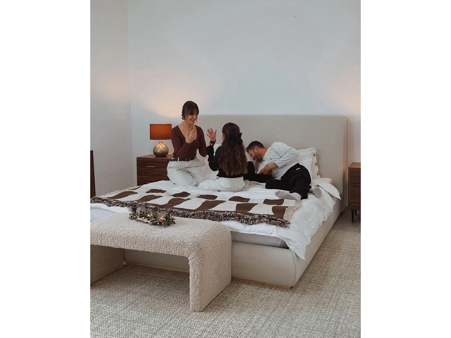Cama con almacenaje Tela CAMPAGNE 180 x 200 cm Beige claro