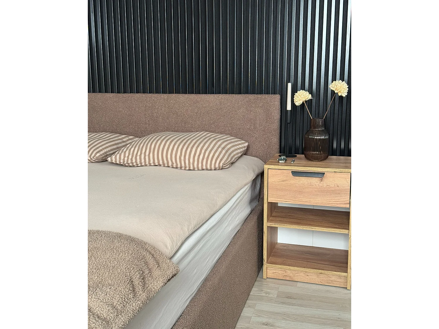 Ottoman Bed ORBEY Boucle Brown 140 x 200 cm (EU Double)