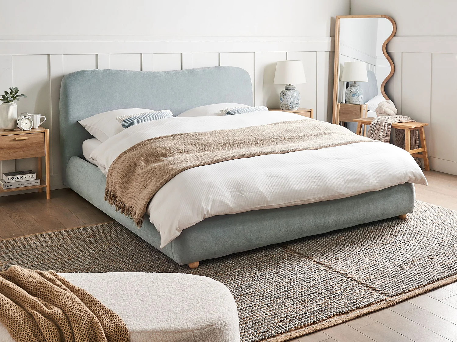Bett mit Stauraum Stoff BLAGNAC 160 x 200 cm Hellblau