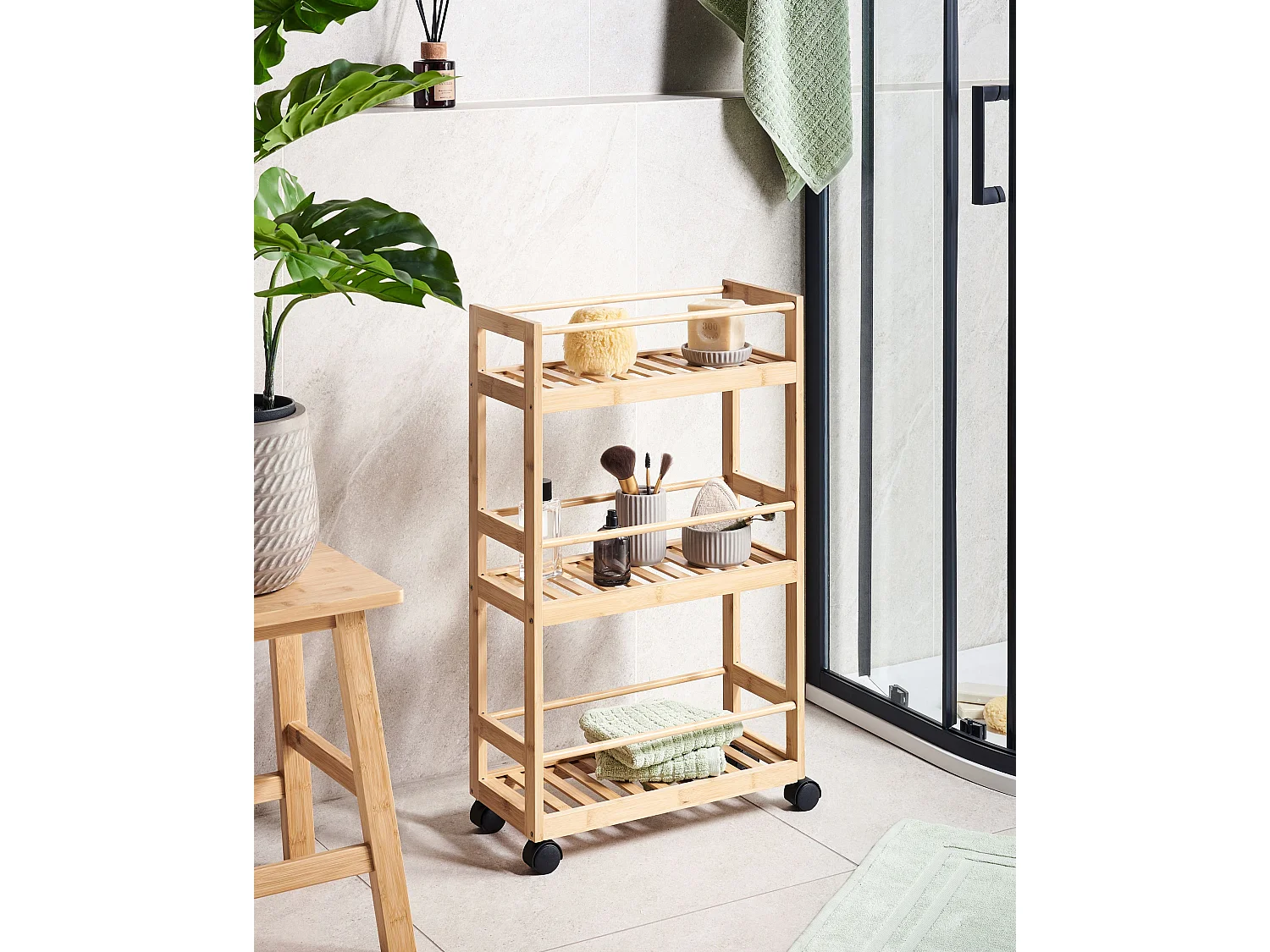 Scaffale QUINTAY con ruote Legno di bambù Marrone chiaro