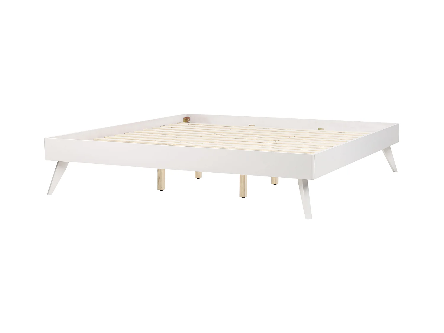 Bett mit hohen Beinen Lattenrost 180 x 200 cm weiß Doppelbett klassisch Berric