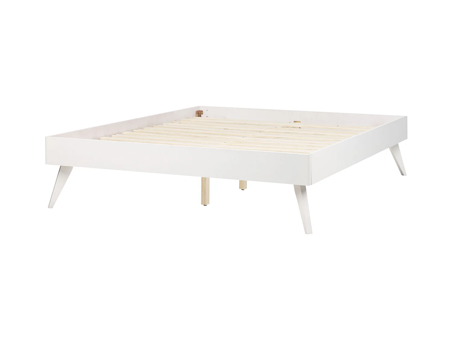 Bett mit hohen Beinen Lattenrost 140 x 200 cm weiß Doppelbett klassisch Berric