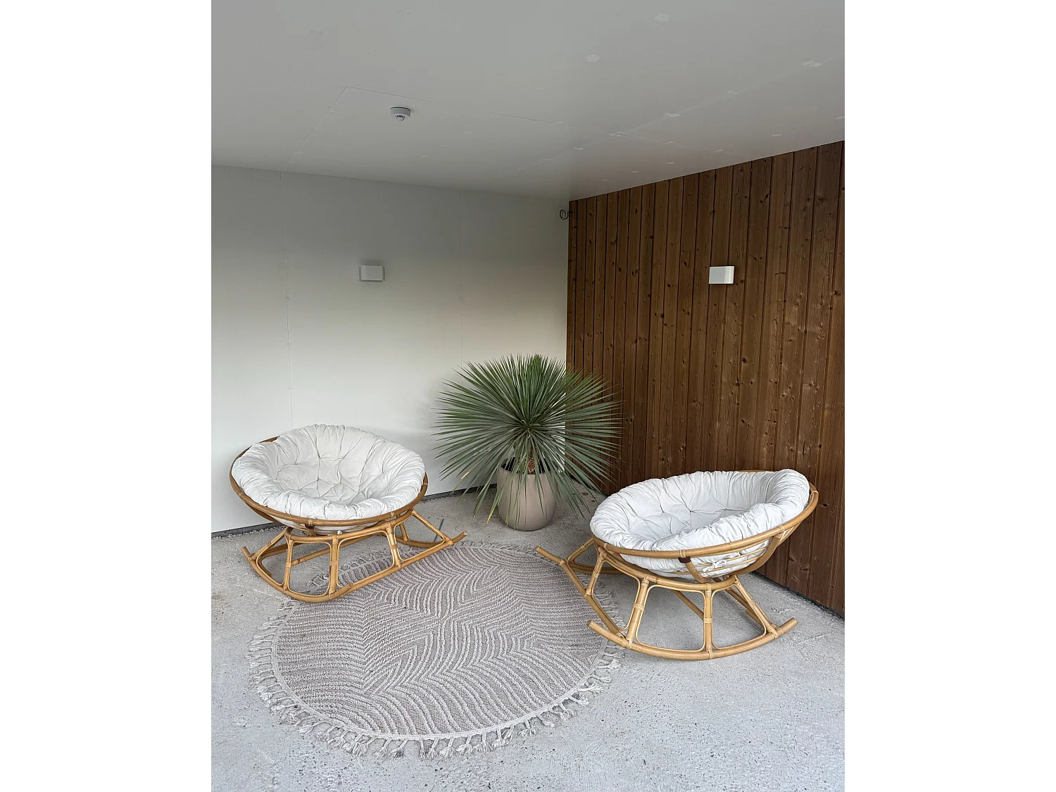 Set of 2 Rocking Chairs ORVIETO Rattan Natural