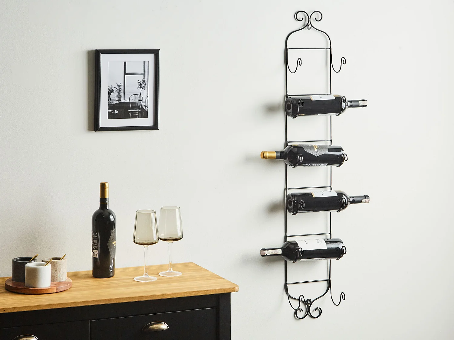 Półka wisząca na wino HYDROGEN Metal Czarny