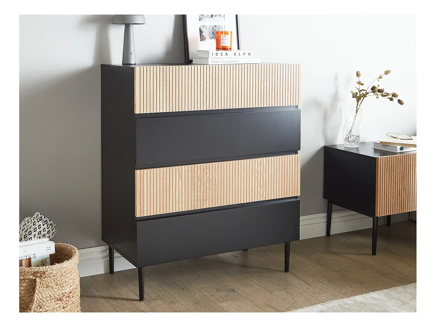 Commode à 4 tiroirs BLYTHE Frêne naturel Noir