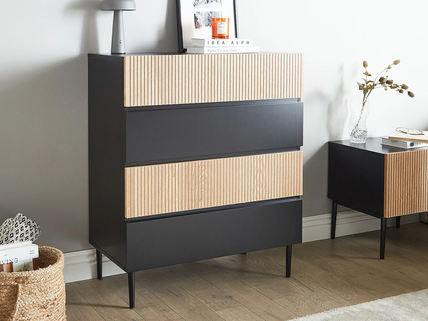 Commode à 4 tiroirs BLYTHE Frêne naturel Noir