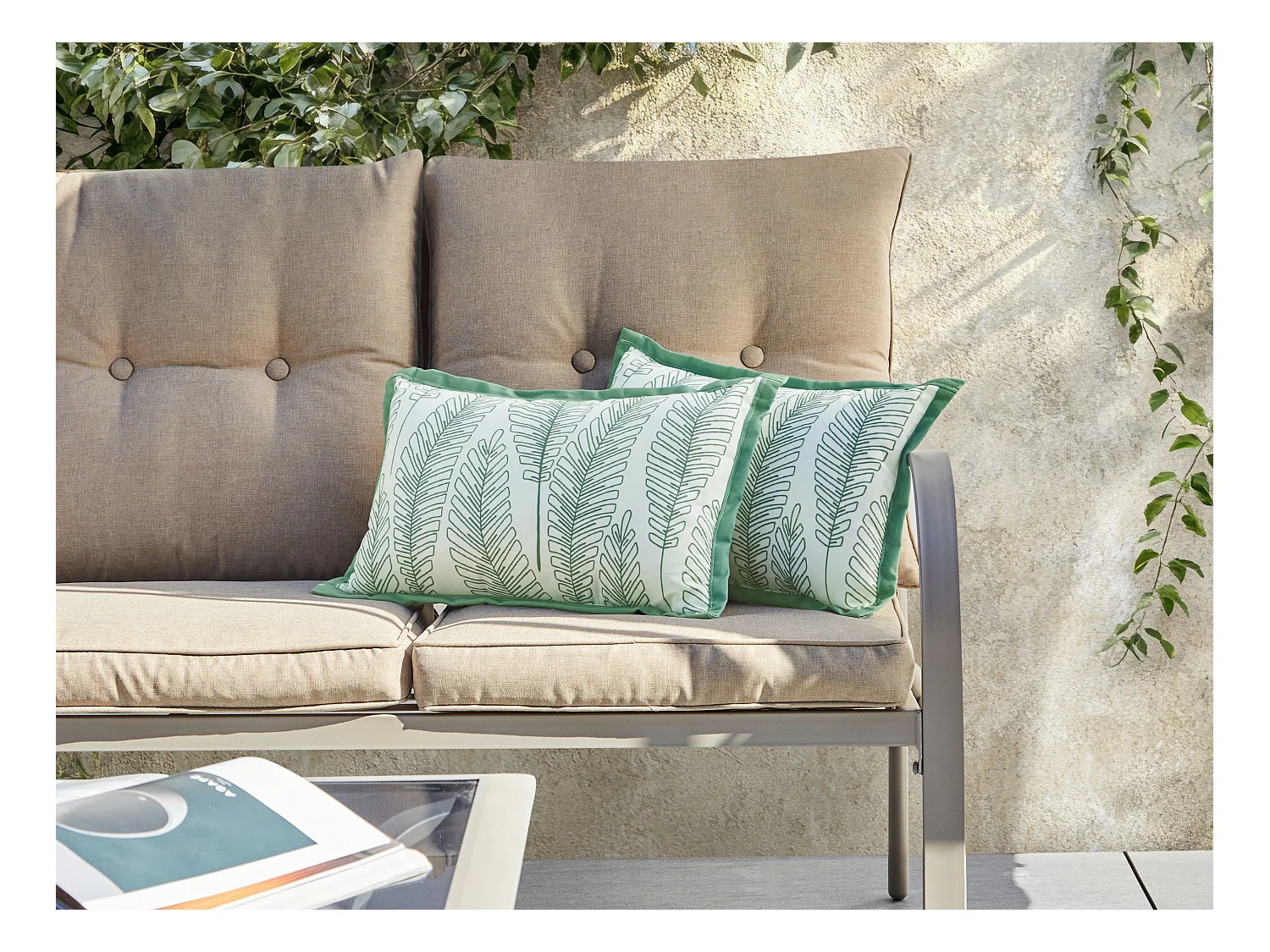 Set di 2 cuscini da esterno MEADOW Trama di piante 30 x 50 cm Verde