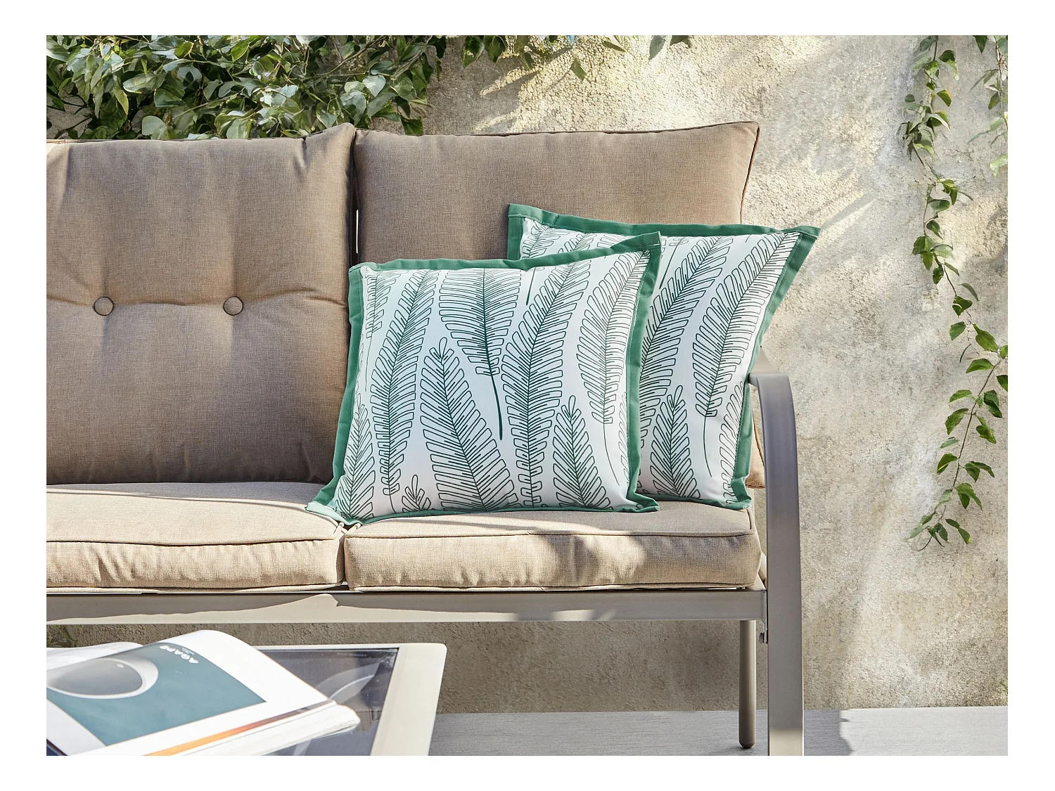 Set di 2 cuscini da esterno MEADOW Trama di piante 45 x 45 cm Verde