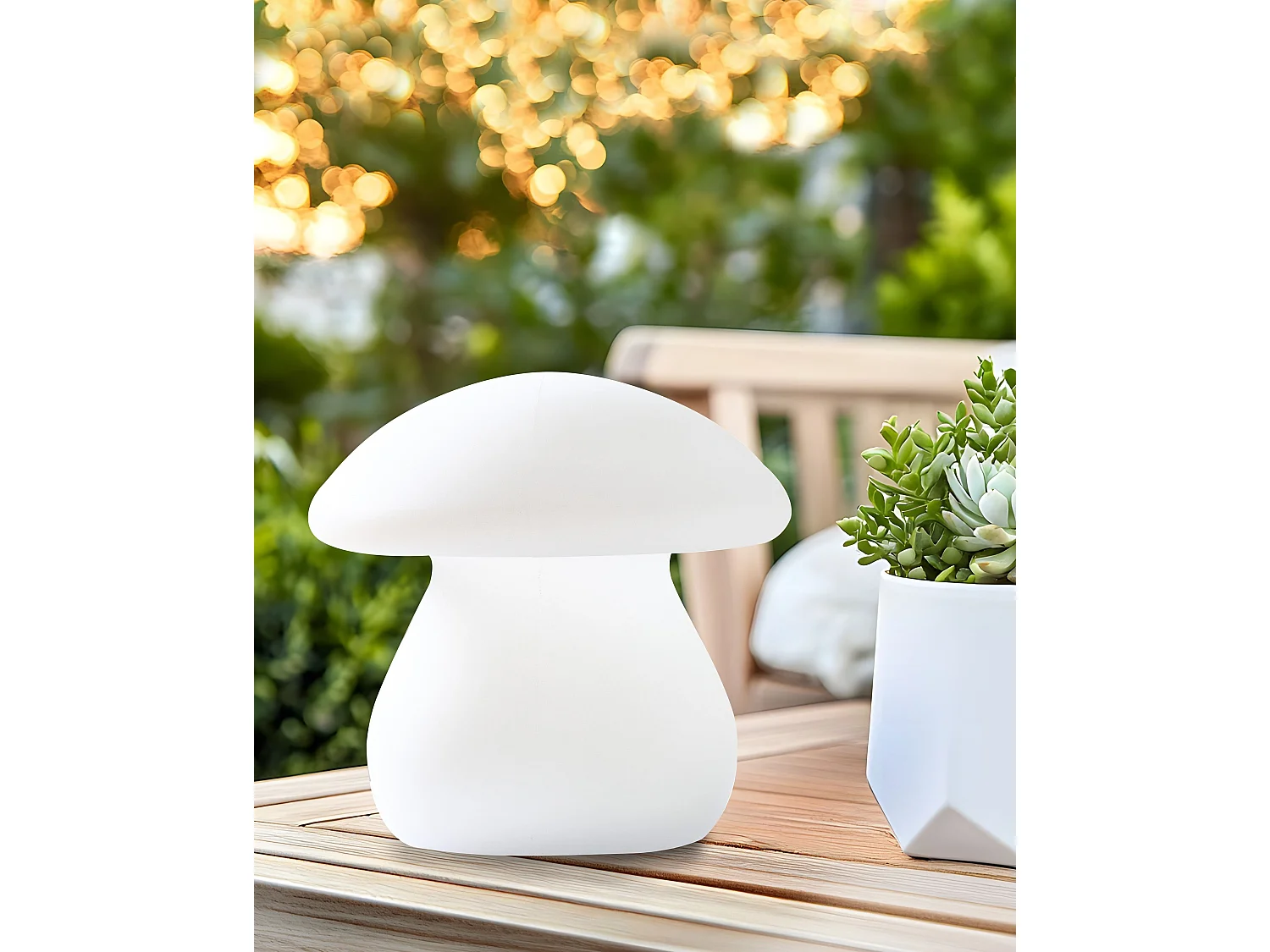 LED-Tischlampe für den Aussenbereich TUIRA Weiss