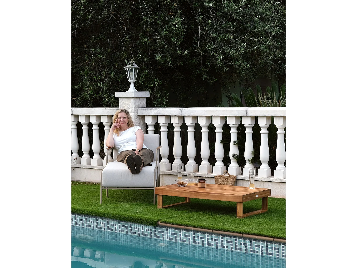 Outdoor Couchtisch MARETTIMO 60 cm 110 cm zertifiziertes Akazienholz Braun