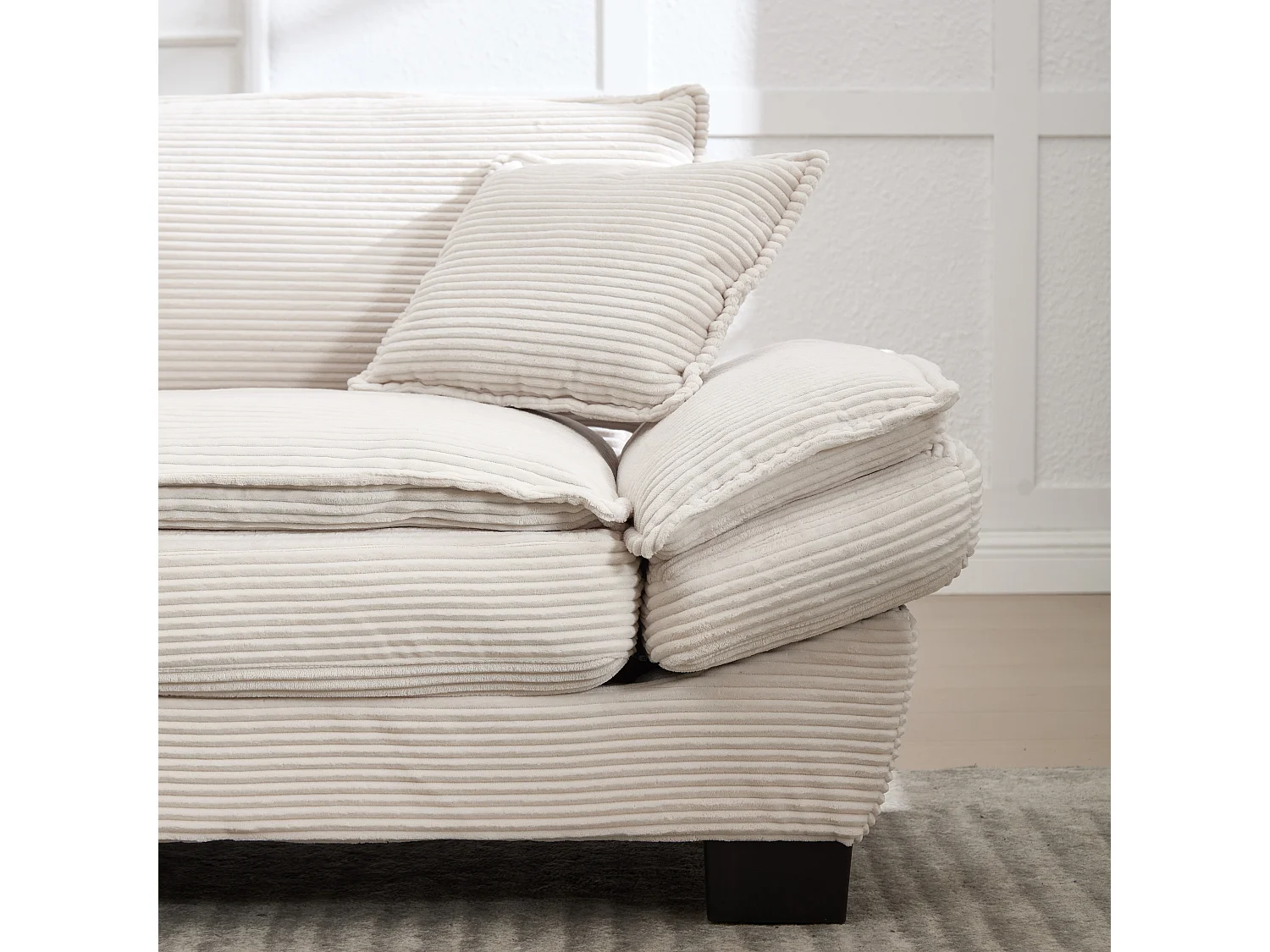 Canapé fixe 2 places en velours beige ultra-profond – assise moelleuse et accoudoirs rembourrés - 224x81x81cm
