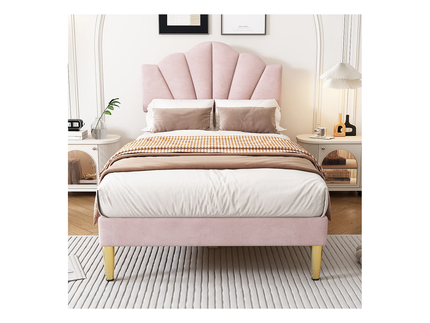 Letto singolo 90x200 cm in velluto rosa, modello a conchiglia con gambe in ferro dorato (senza materasso)
