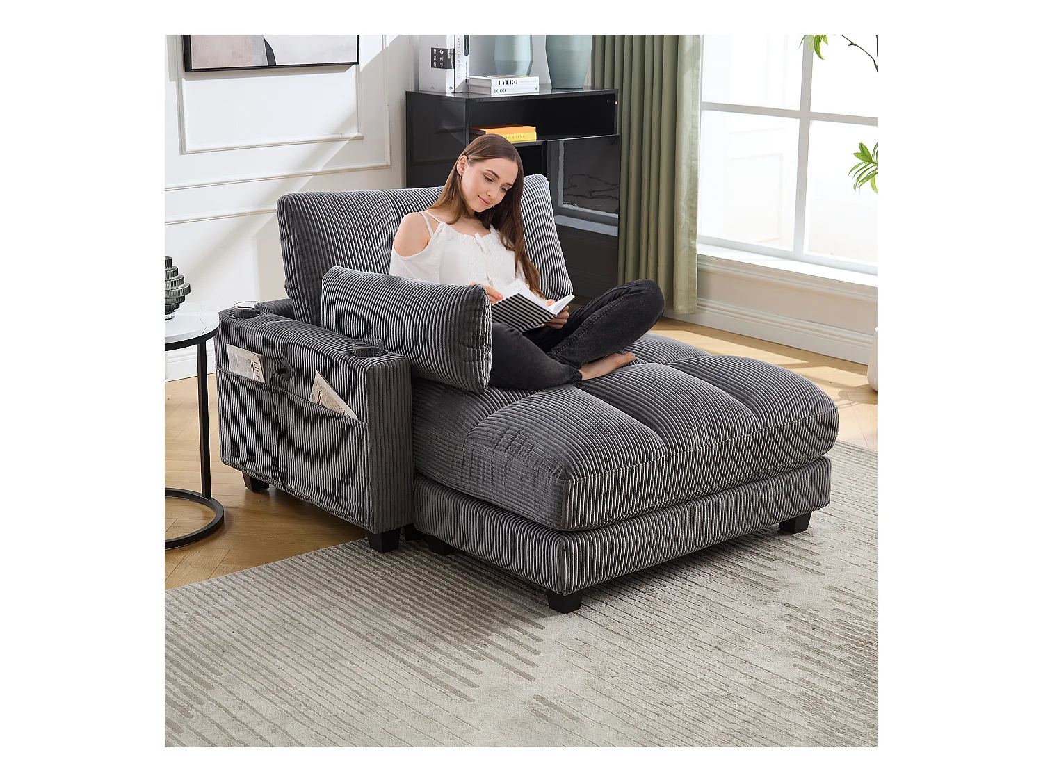 Méridienne fixe en velours gris avec accoudoirs interchangeables, porte-boissons et chargeur intégré(140x112x81cm)