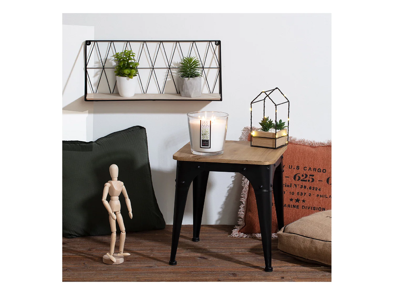 Estante metálico de pared con alambre