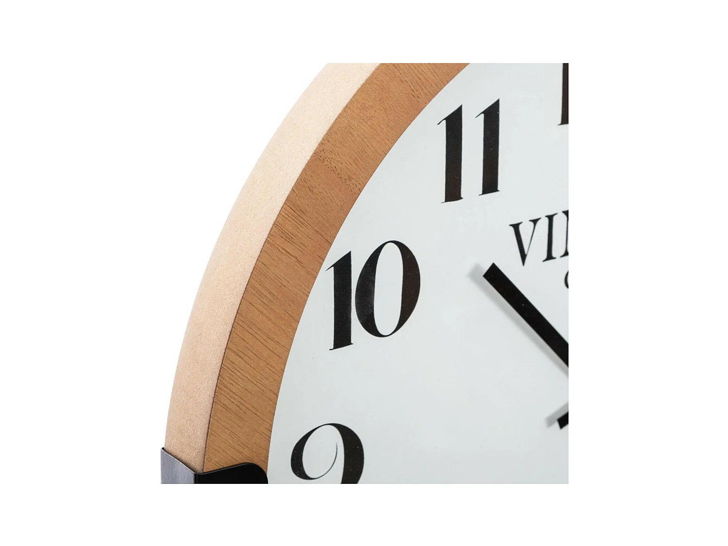 Pendule murale en bois forme gousset D 38 cm