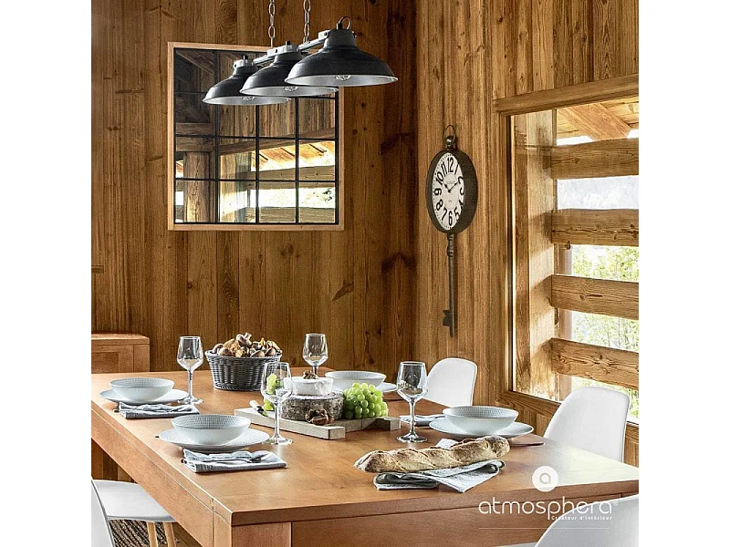 Grande Pendule murale forme Clef en métal 40 x 100 cm