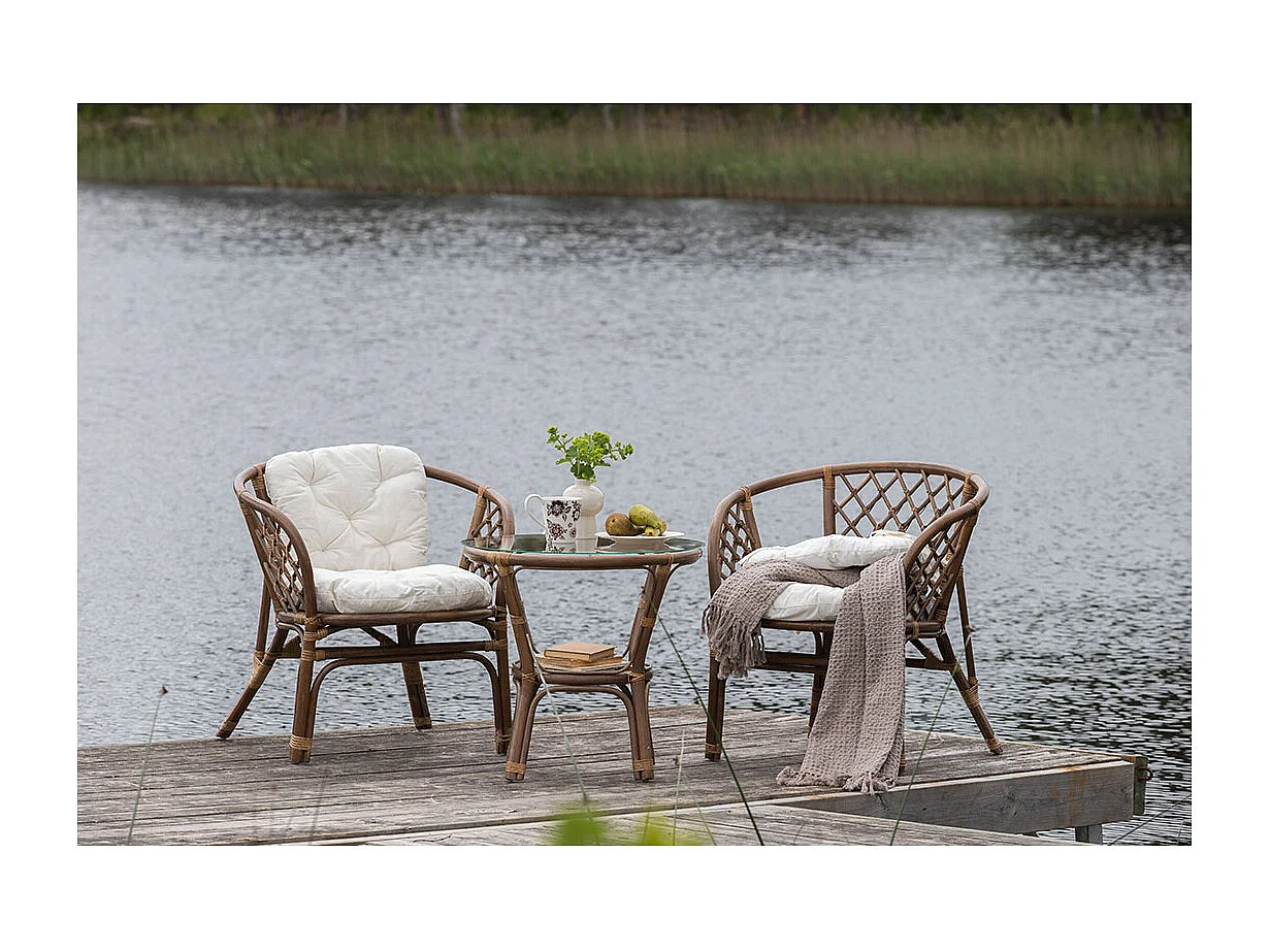 Wera café set 2 stoelen, 1 tafel walnoot decor.