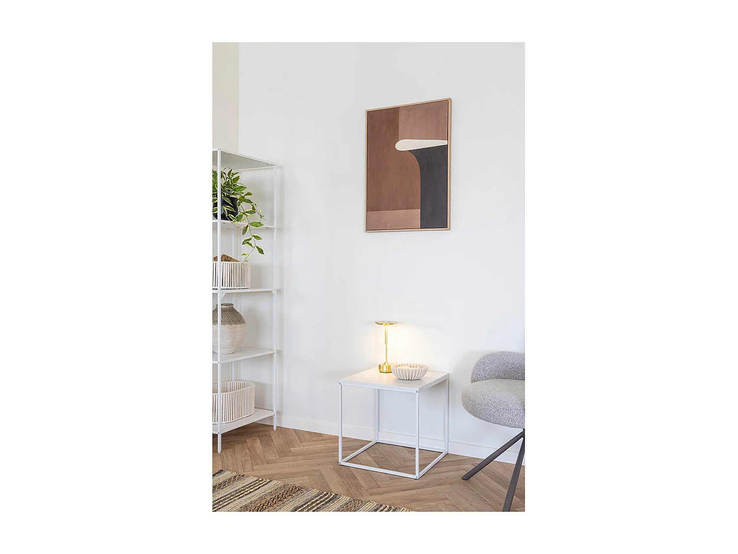 Lyneham Tischlampe LED wiederaufladbar Messing Dekor.