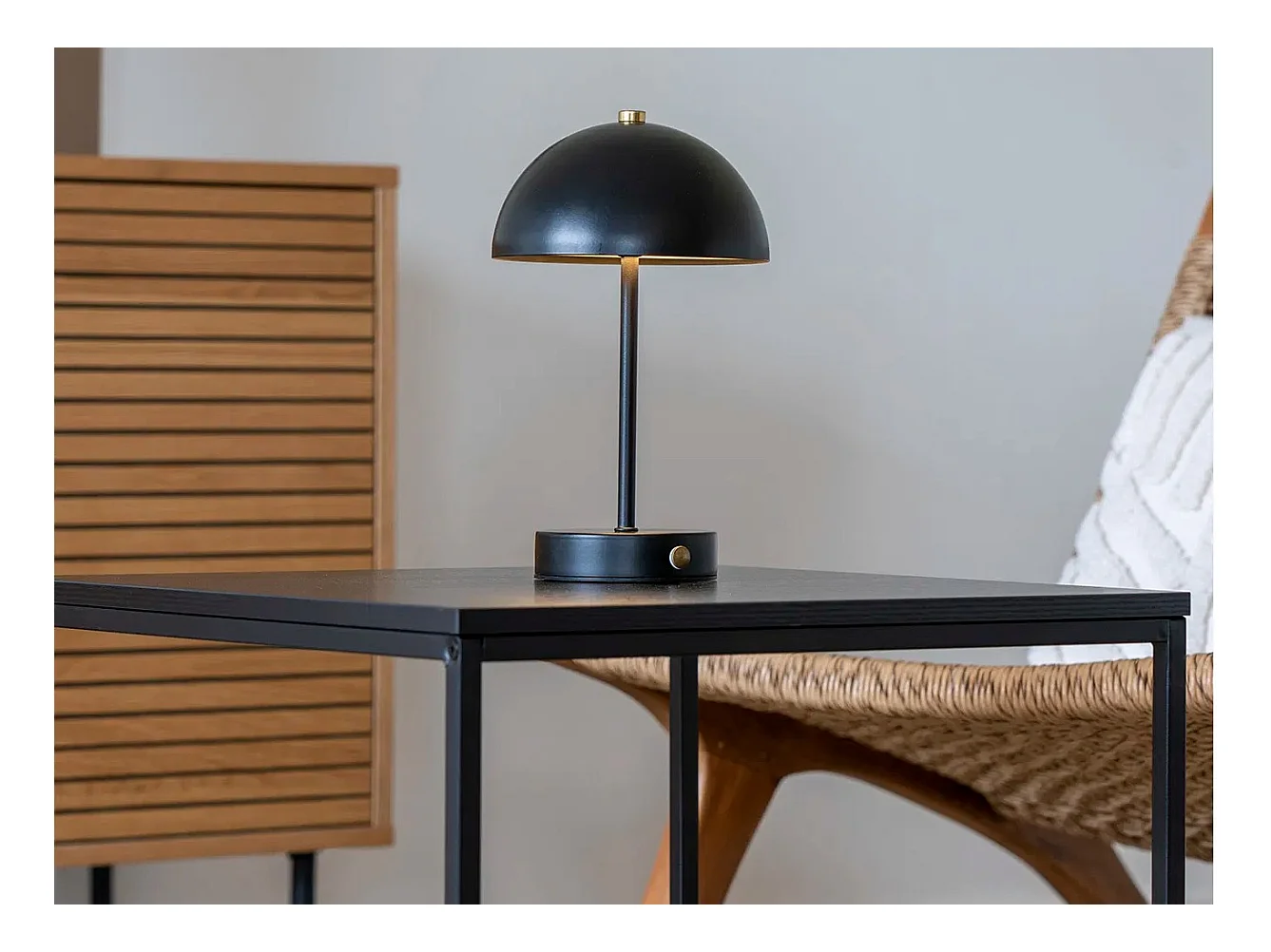 Lampe de table HOLT – Élégance & modernité réunies-Noir