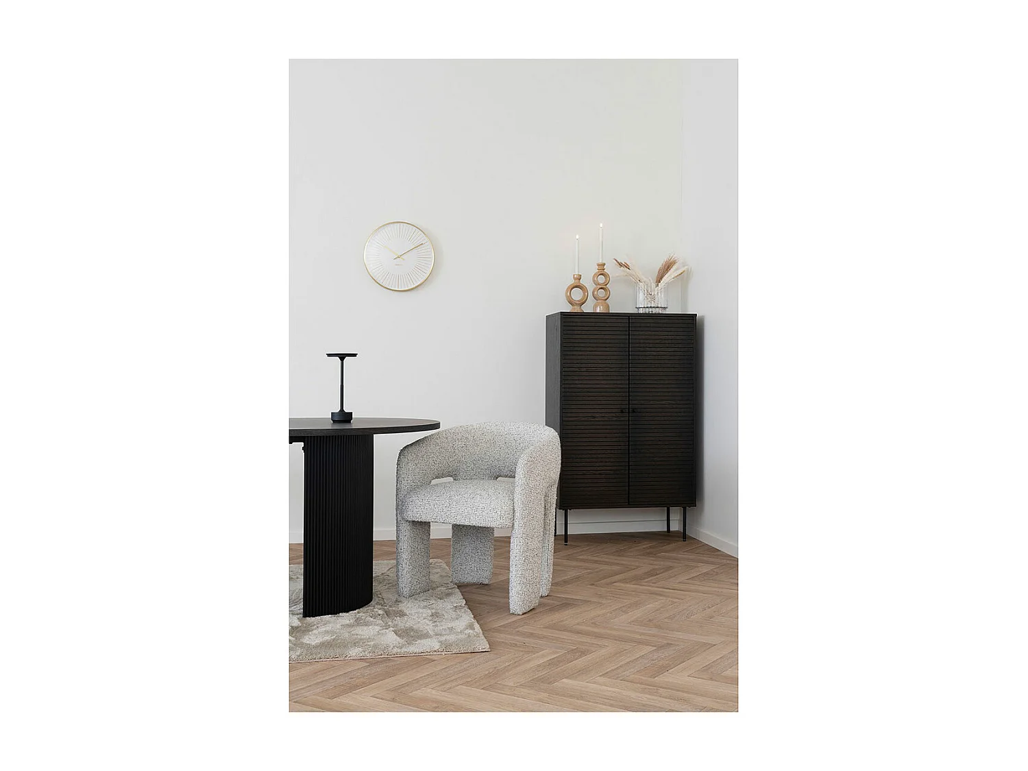 Lyneham lampe de table LED rechargeable noire.