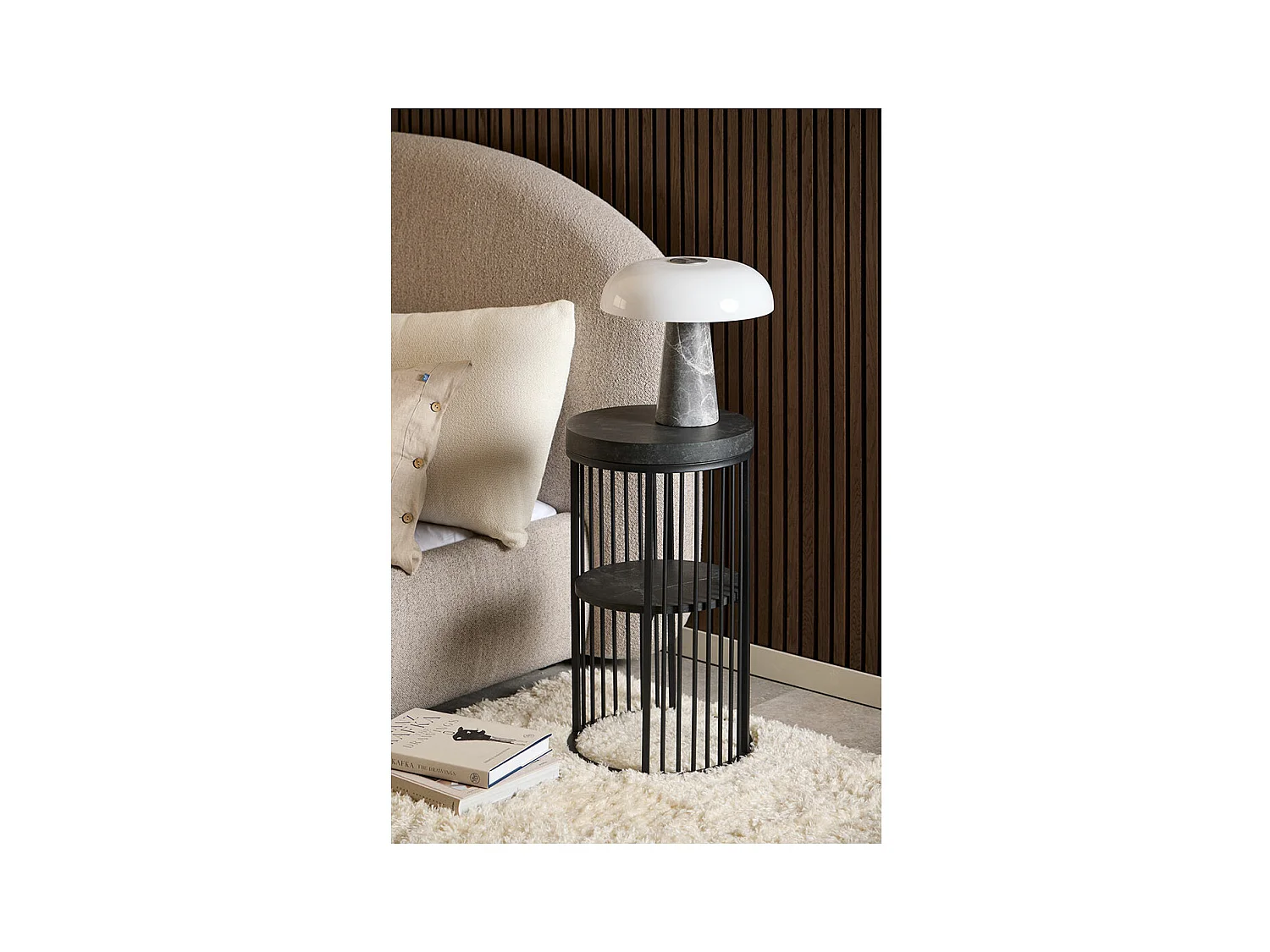 Strington table de nuit 1 étagère noire.