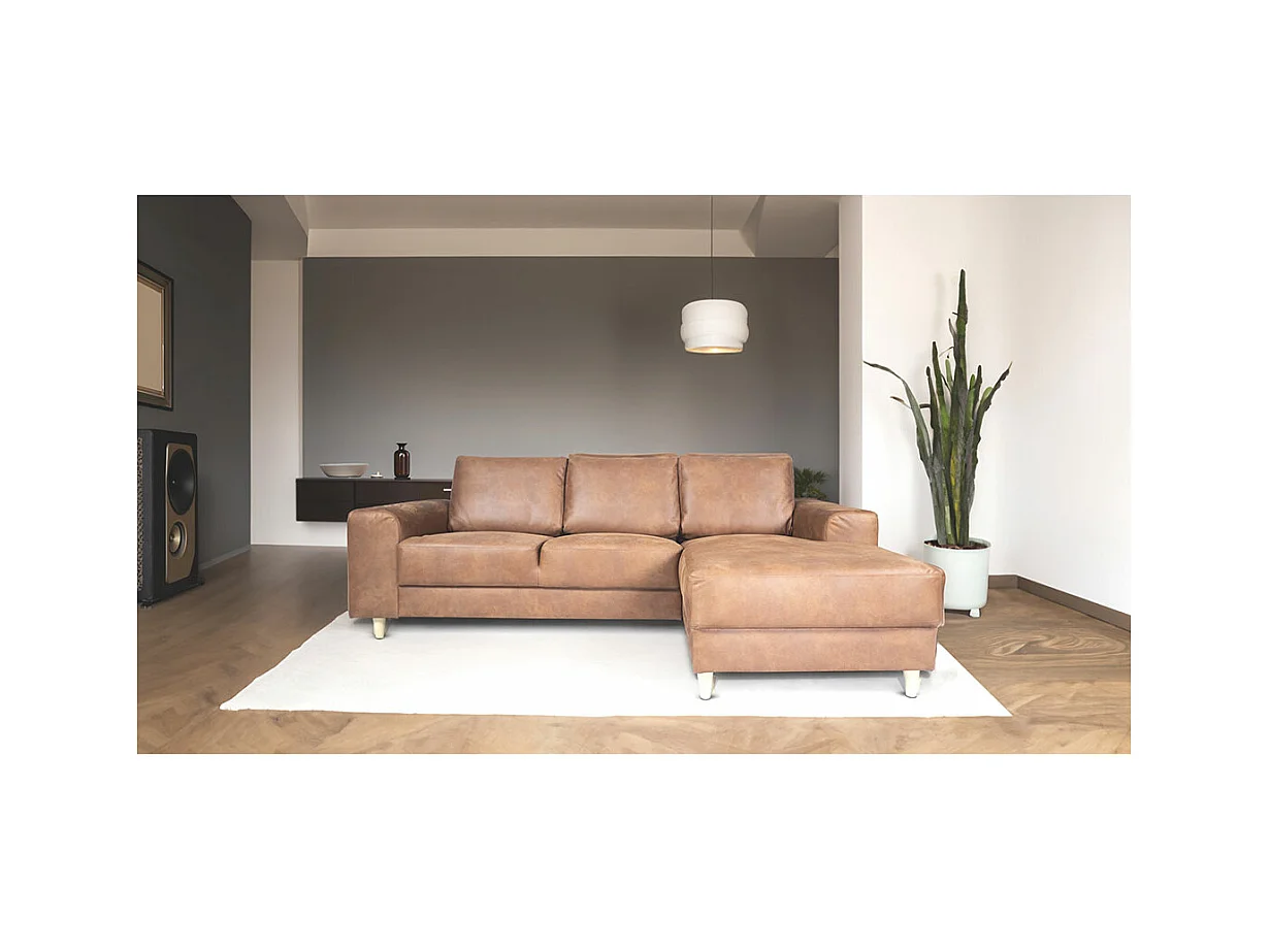 Nordic Sofa mit Chaiselong rechts gewendet Cognacfarben Leder.