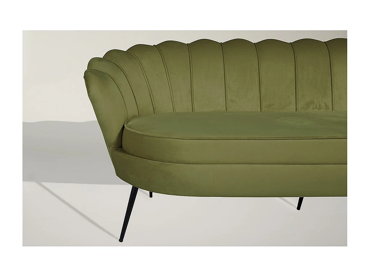 Nice canapé 3 personnes en velours, vert.