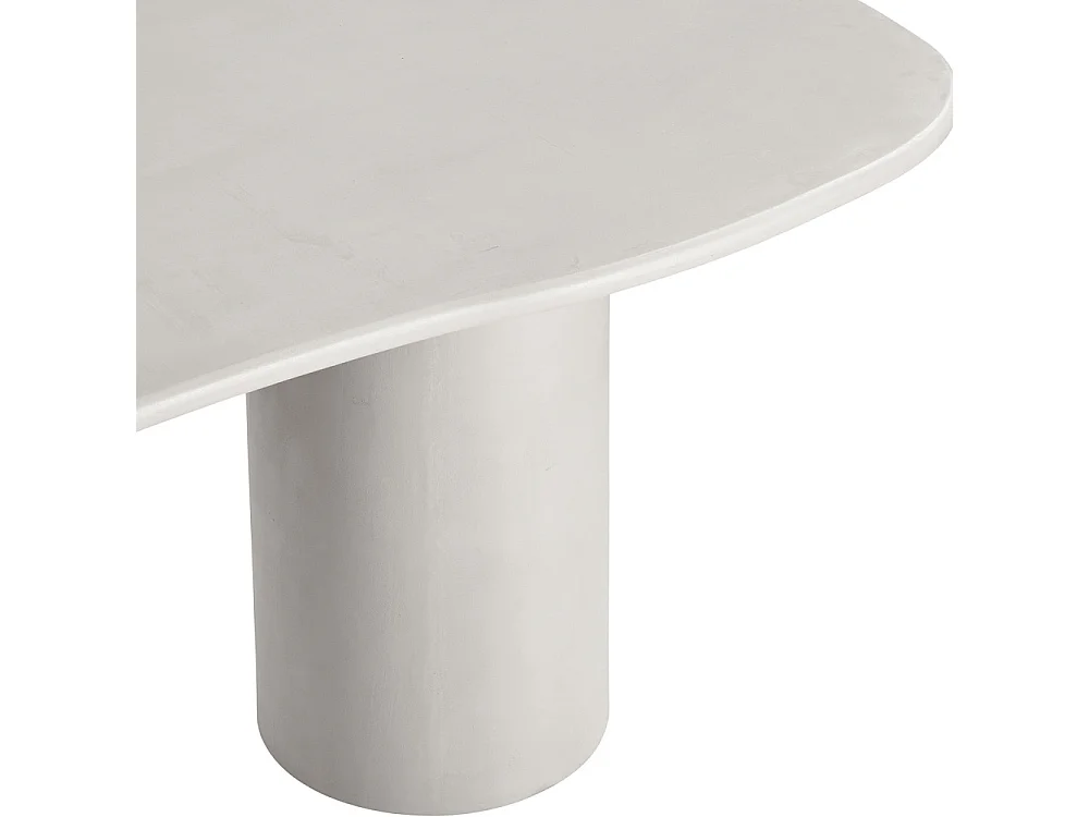 Maranola table à manger décor ciment.