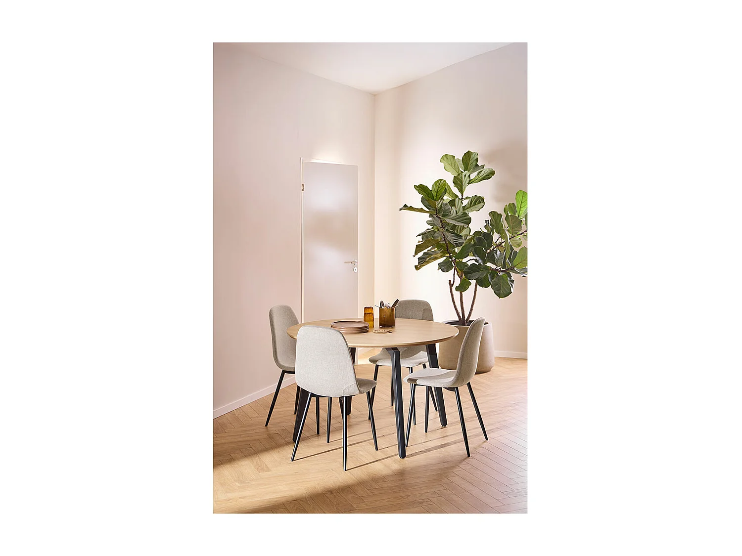 Cadiz Esstisch 120x120cm Natur.