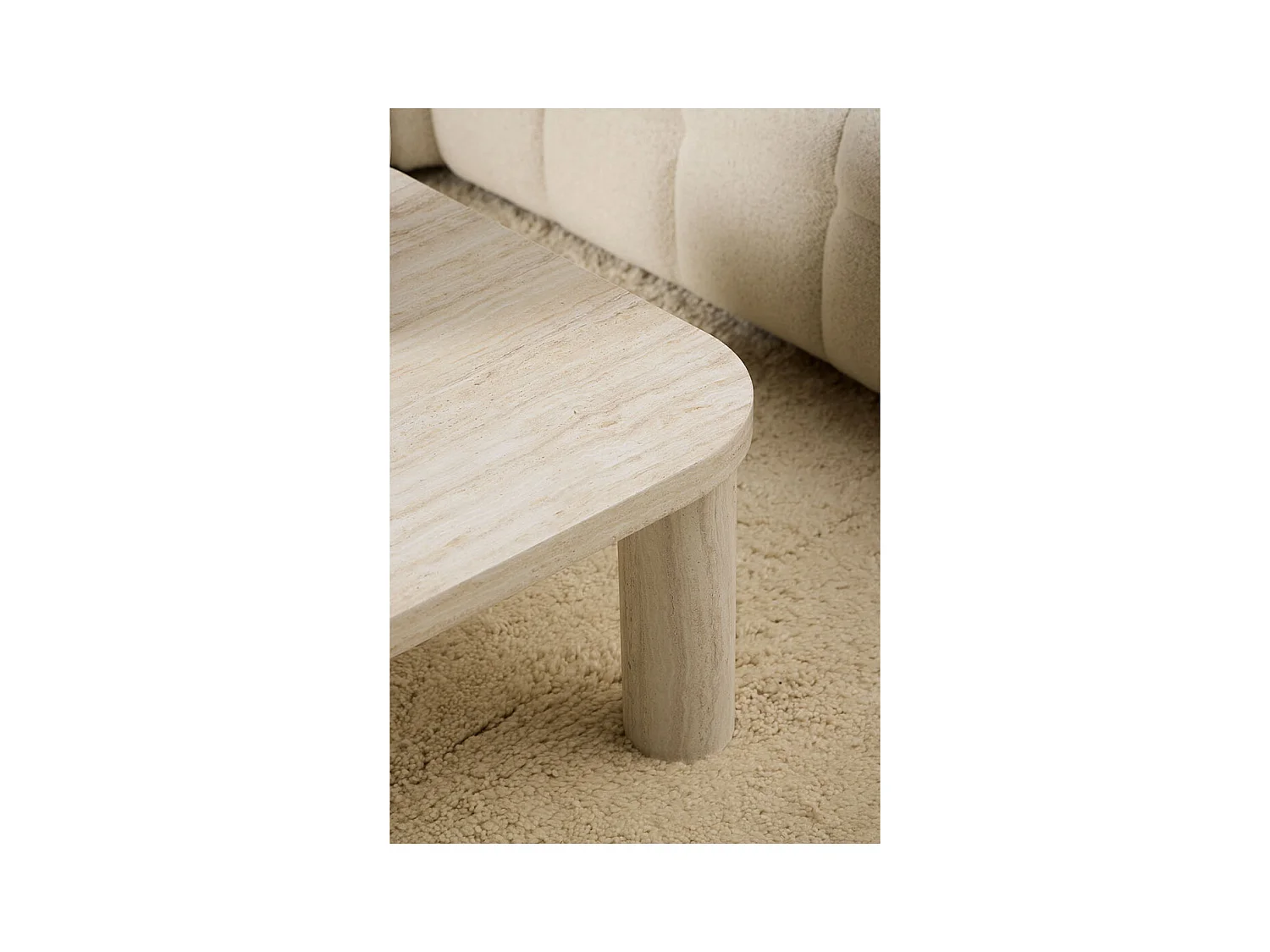 Solano table basse beige.