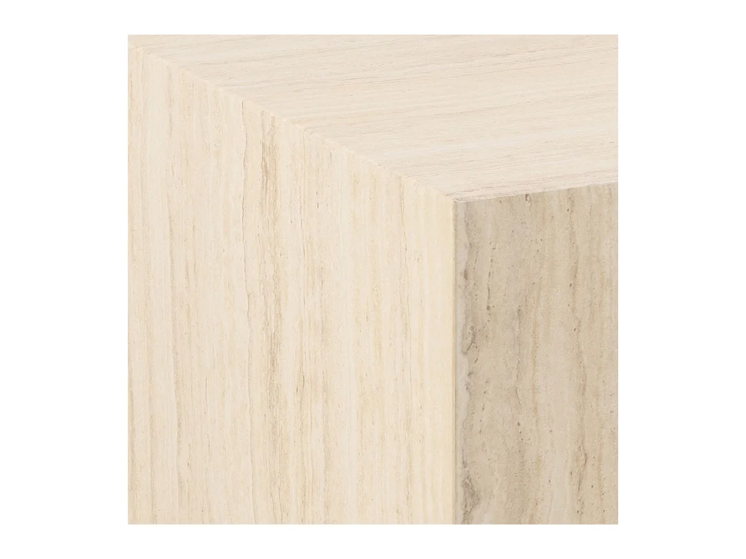 Dice table basse beige.