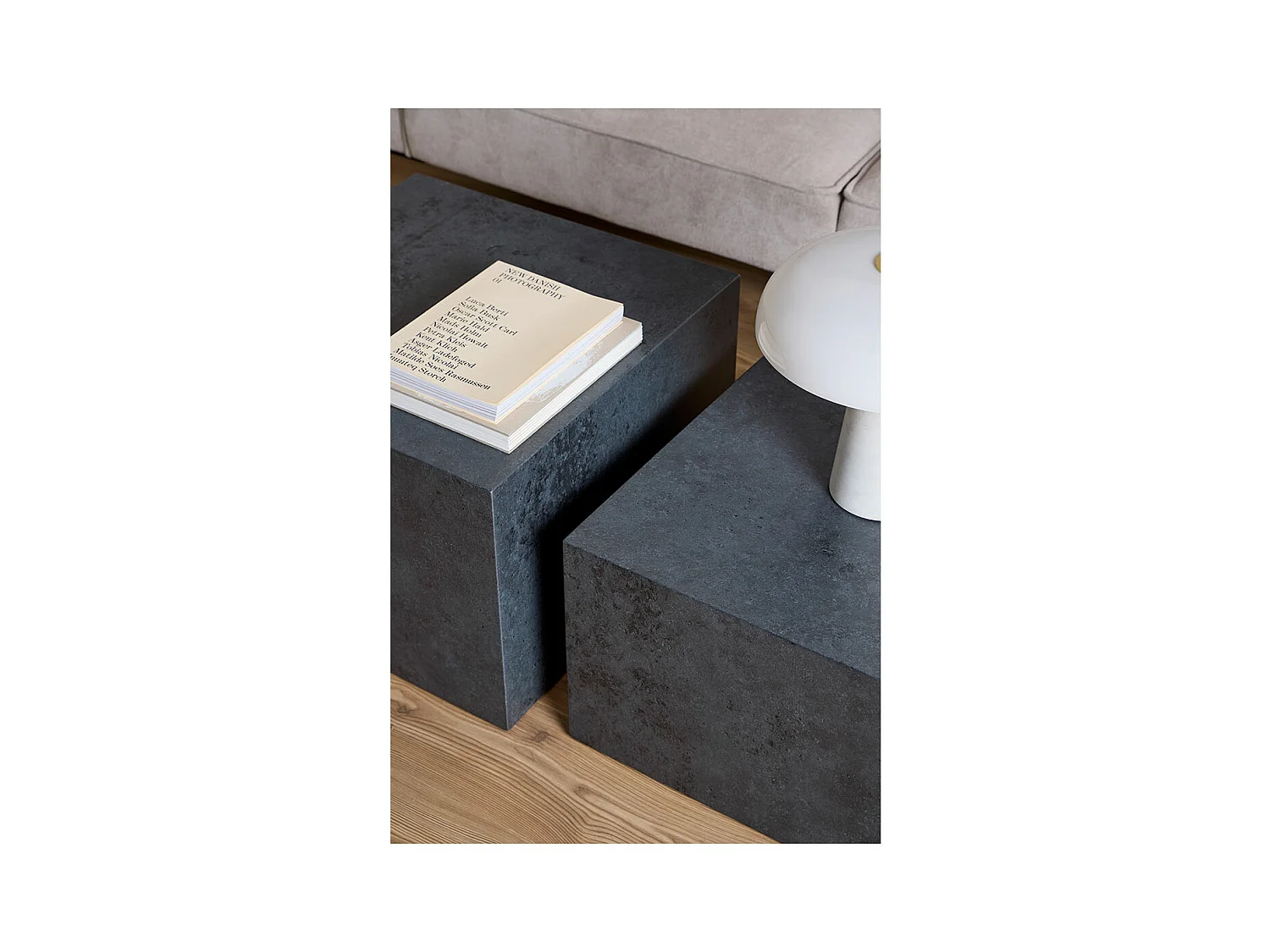 Dice table basse noir.