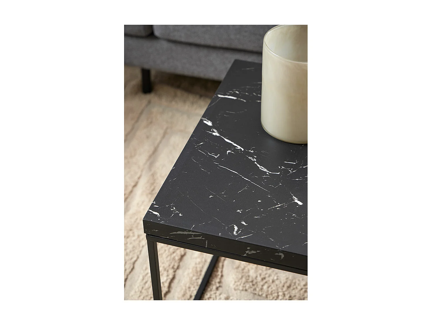 Isabellan salontafel zwart.