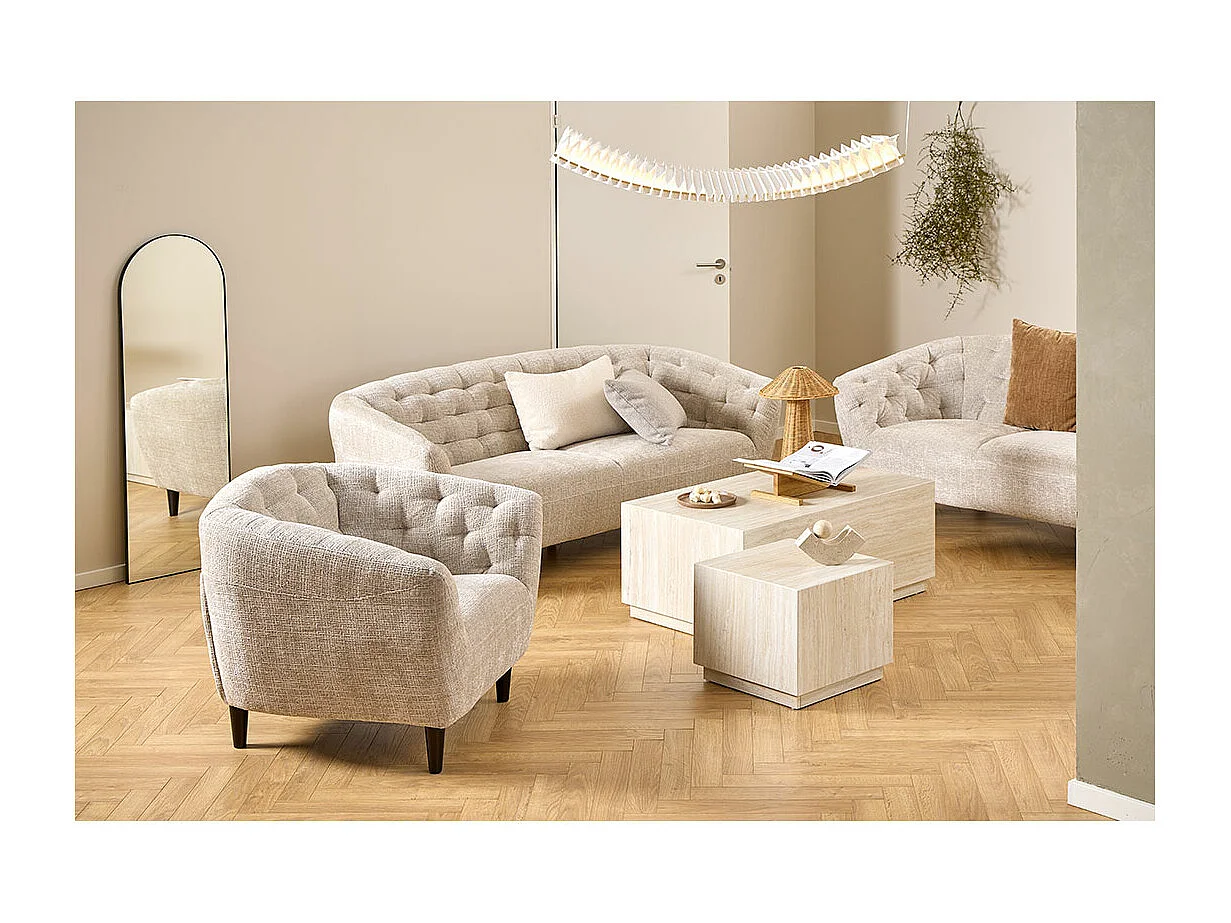 Dice table basse beige.