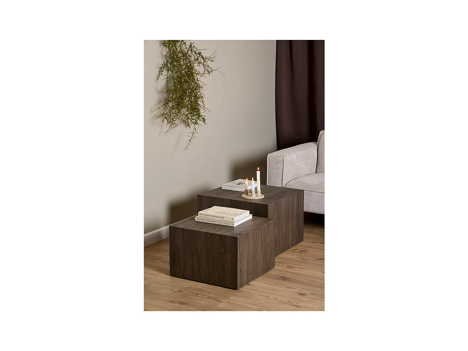 Dice Couchtisch Braun.